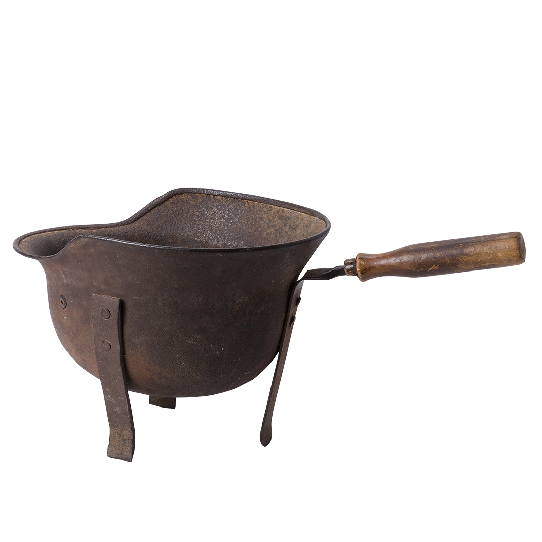 german helmet bed warmer