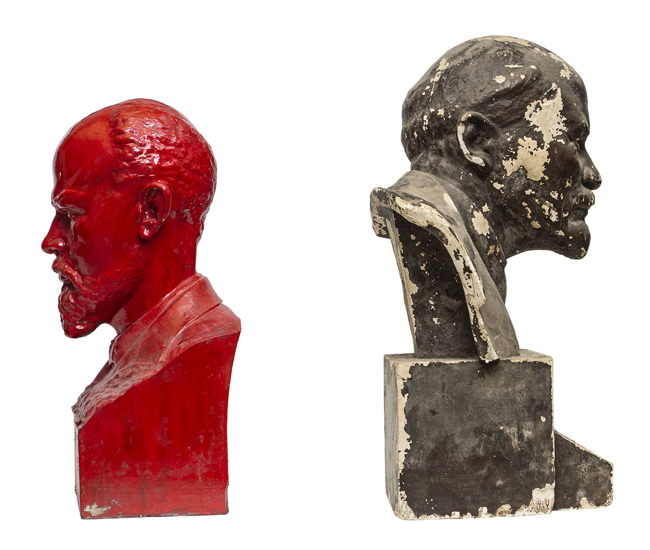 Lenin facing Lenin