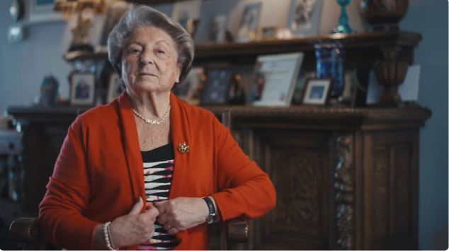 Colour photo Regina Sluszny