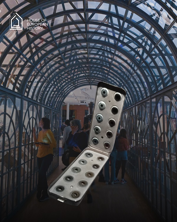 Image of crystal palace in museum