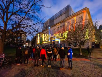 Crowd in front of House of European History
