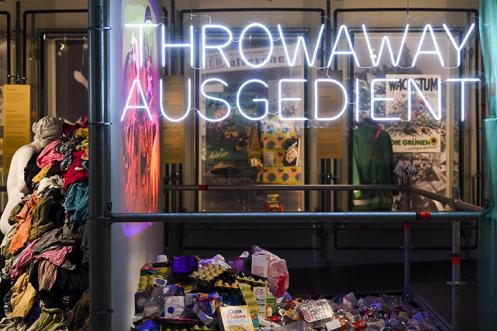 Throwaway ausgedient expo