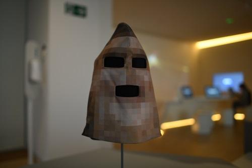 checkered pixel mask