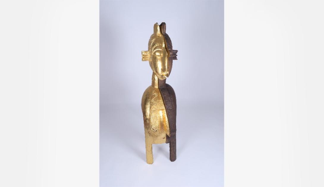 baga nimba sculpture in horisontal format